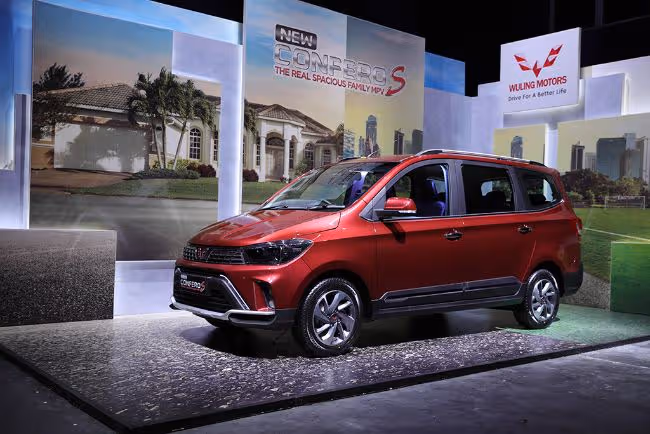 Wuling Confero: Ketika Mobil Murah Punya Kabin Seluas Mini Bus Pribadi